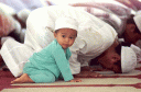 muslim_kids_praying