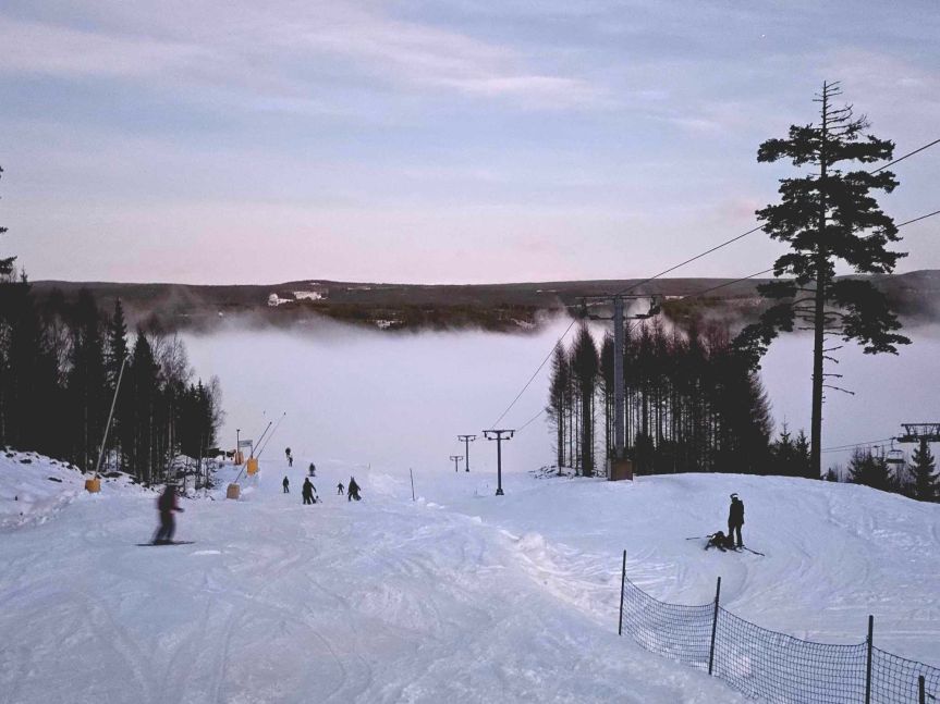 FEBRUAR 2025. – SKIJANJE ZA DJECU, OMLADINU I&nbsp;RODITELJE